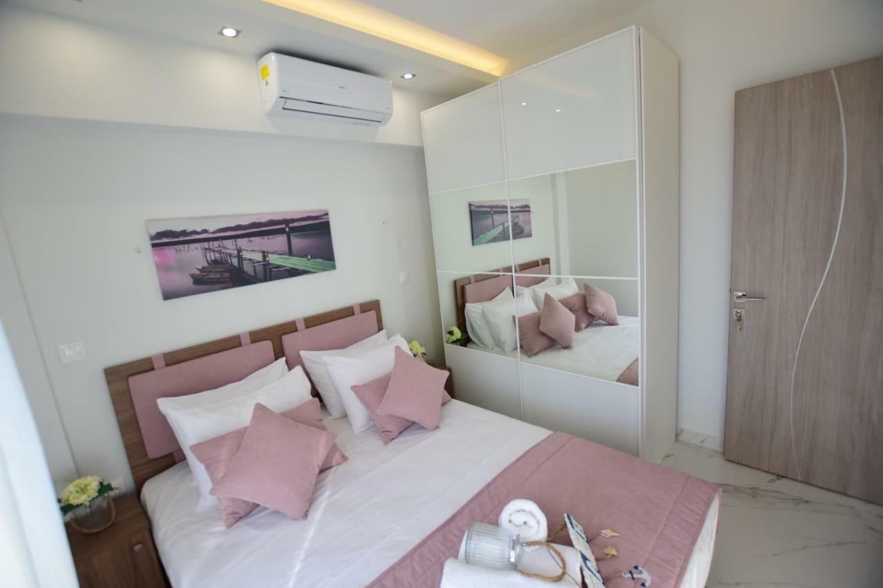 V Luxury Suites Toroni 3 Eksteriør bilde